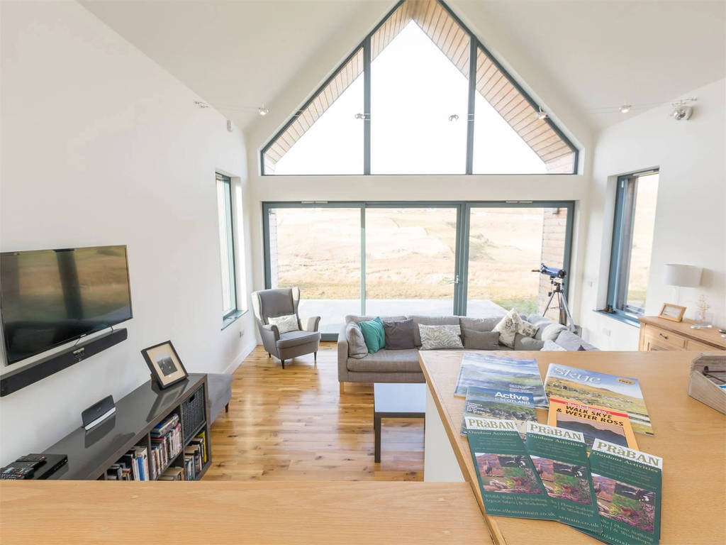 taobh-an-uillt-uig-portree-highlands-scotland-kitchen-diningroom-utility-livingroom-amazing-view-6